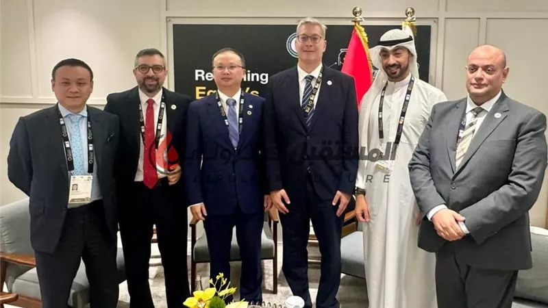 كريم بدوى يتابع مع الرئيس التنفيذي لمجموعة يونايتد إنرجي جروب موقف انشطتها فى مصر