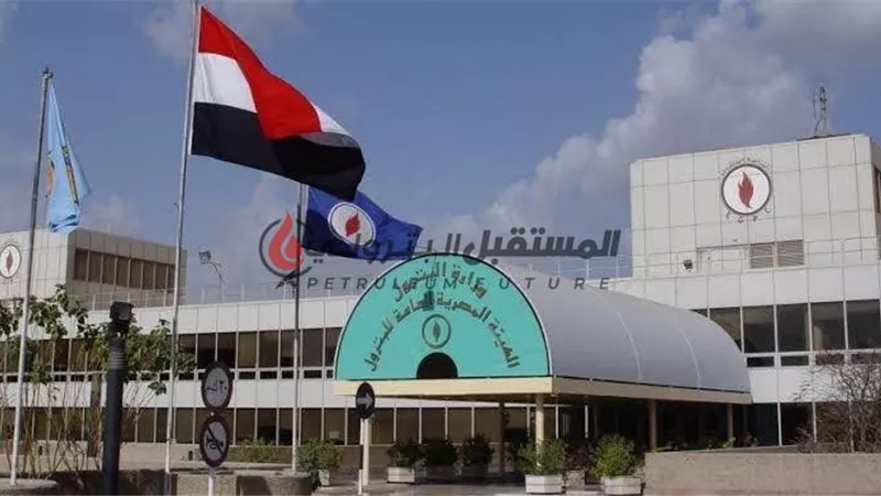 حصري: البترول تقر زيادة بدل التخصص وحافز الإنتاج ‎%‎15 