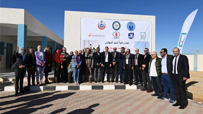 جمسة وكايرون يطوران الوحدة الصحية بقرية الزعفرانة برأس غارب