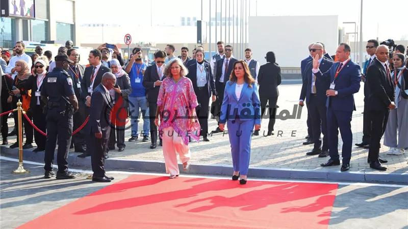 انطلاق فعاليات المنتدى الحضري العالمي في القاهرة برفع علمَي مصر والأمم المتحدة