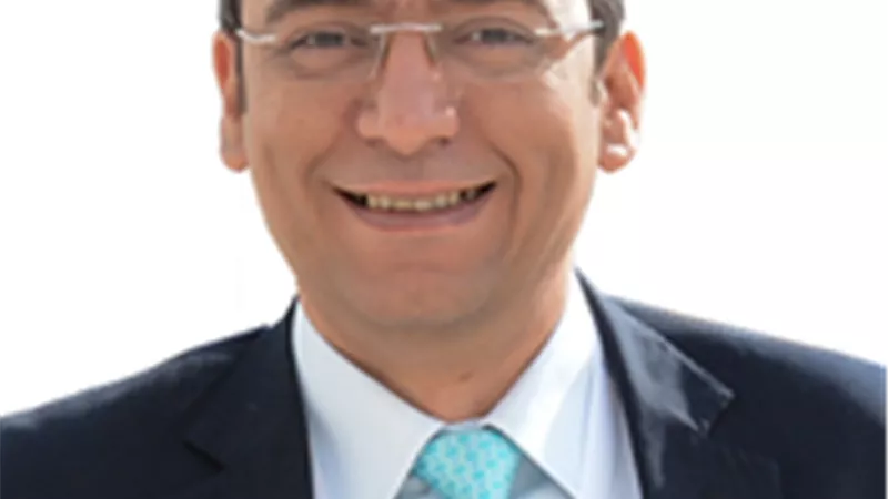 بشرى ساره:تليفونك هيشغل لحد 10شرائح 