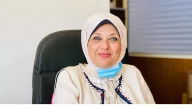 نون النسوة: عزة سري.. نموذج للقدوة الحسنة