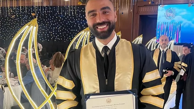 أيمن حسين يكتب: في رثاء محمد حمدي عبدالعزيز