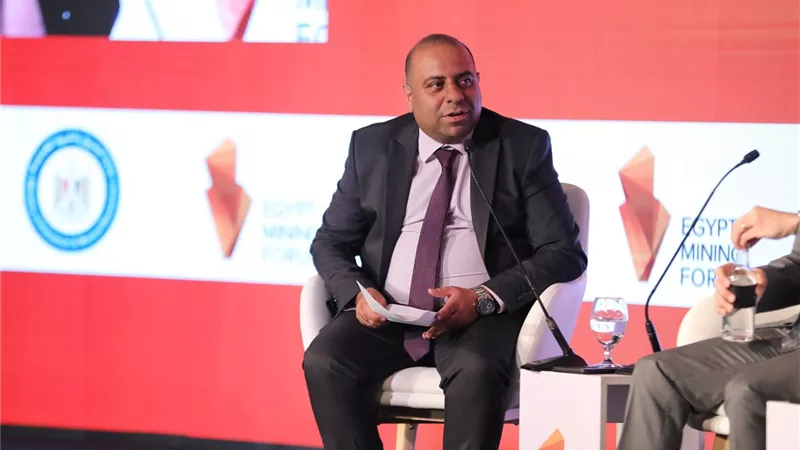 محمد الباجوري يقود جلسة حوارية ناجحة في منتدى مصر للتعدين