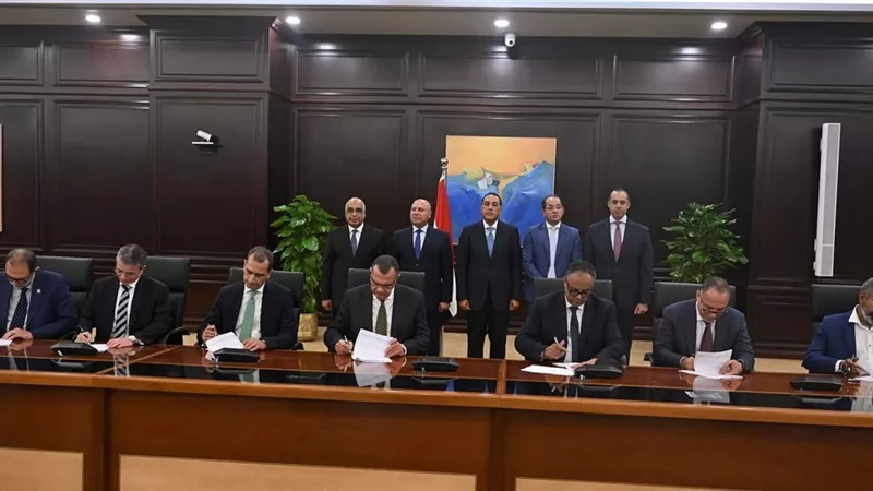 توقيع عقدي تسوية ودية لمنازعات تتعلق بعدد من الشركات الاستثمارية