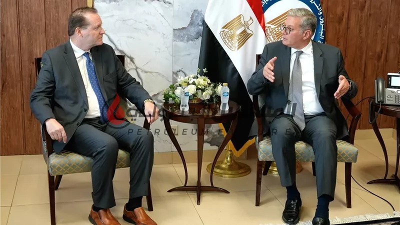 وزير البترول يبحث مع انرجوس العالمية التعاون القائم في سفن التغييز
