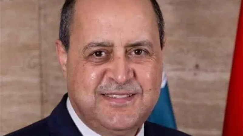شخصيات: سعد هلال..خبرة 35 عاماً لقيادة سفينة “القابضة الكيماوية