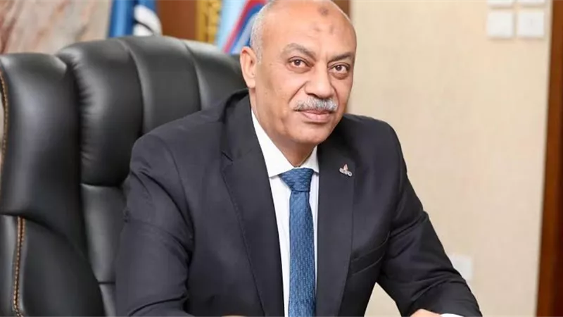 شخصيات: هشام فتحي..رائد نهضة السويس للبترول