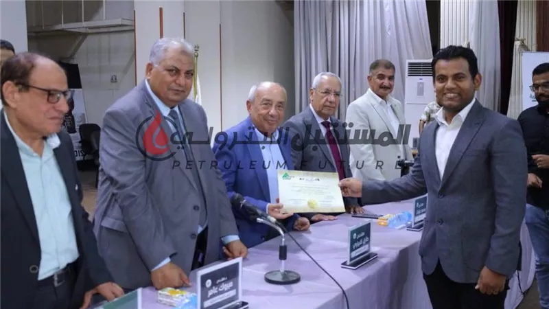 المهندس حسام محمد شحات يحصل علي المركز الاول في امتحان PMP 