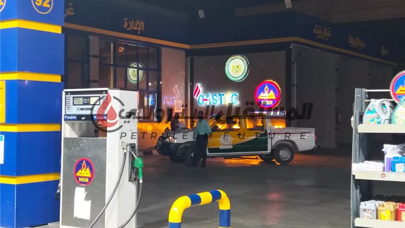 تموين السويس يشن حملات متابعة أسعار البنزين الجديدة بمحطات الوقود 