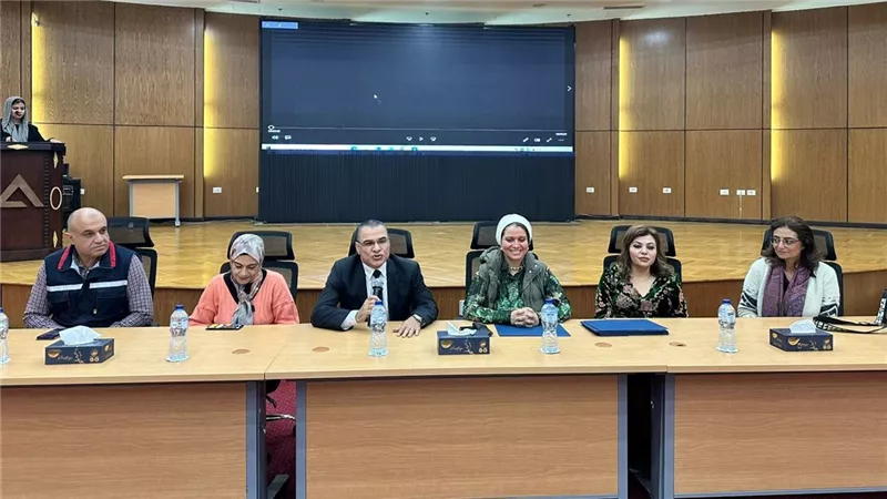 أكاديمية النصر للبترول تبحث مع إنبى سبل التعاون المشترك فى التدريب وتسلم شهادات كورس IChemE