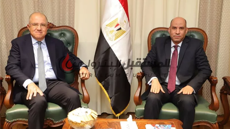 وزير العمل يستقبل رئيس اتحاد الصناعات المصرية لبحث سبل التعاون فى التدريب والتشغيل
