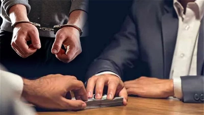 القبض على مسؤول في قطاع البترول بتهمة الرشوة