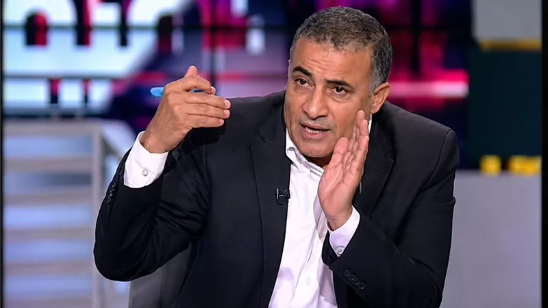 أسامه داوود..الصحفي الذي يحارب من أجلنا جميعاً