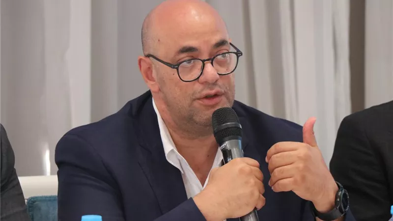 خالدة تستعرض 5 مشروعات استراتيجية خلال جلسات التشاور المجتمعي بالصحراء الغربية
