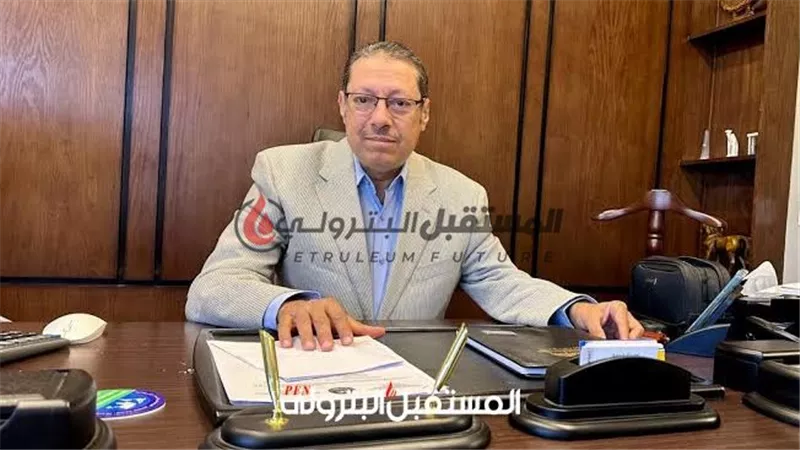 أسامة فاروق..المناصب صنعت تاريخه والناس صنعت مكانته