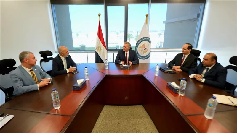 وزير البترول يبحث مع إكسون موبيل العالمية آليات تنفيذ مذكرة التفاهم لربط اكتشافات الشركة في قبرص بالبنية التحتية المصرية