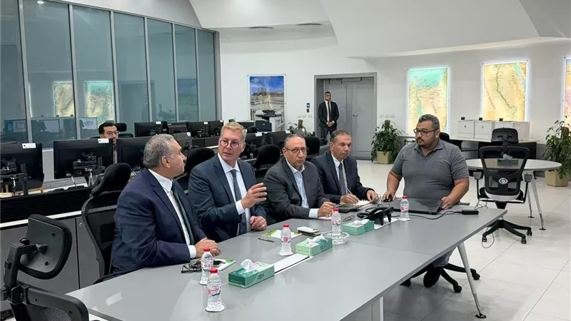 بدوي يتابع من مركز التحكم انتظام إمدادات الغاز وتأمين الاحتياجات