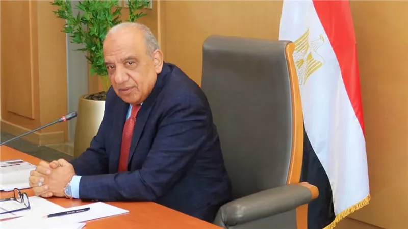 الكهرباء : تقسيط التسويات للمواطنين واعتماد القراءات المصورة لضبط الفواتير بعد توجيهات السيسي