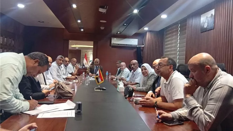 السيد الدروي رئيسًا لنقابة بتروجت وإيهاب غازي أمينًا وخالد نائبًا