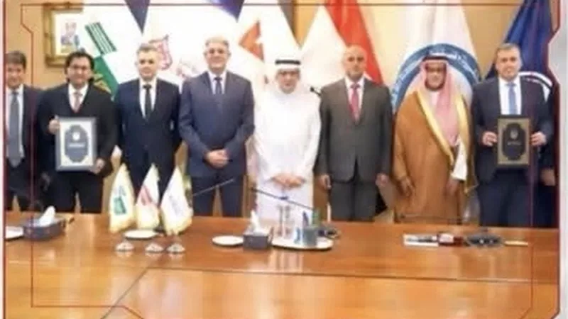 هيئة البترول تبرم شراكة مع بترومين للتوسع في صناعة الزيوت المتخصصة  