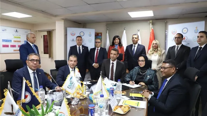 أمل للبترول تقود تحالفًا لتطوير مكتب صحة القصير بالتعاون مع حياة كريمة