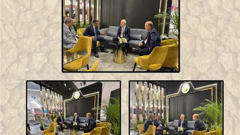 ياسر رمضان يبحث مع شركة OZ Mining تطورات التعاون في استكشاف الذهب بالصحراء الشرقية