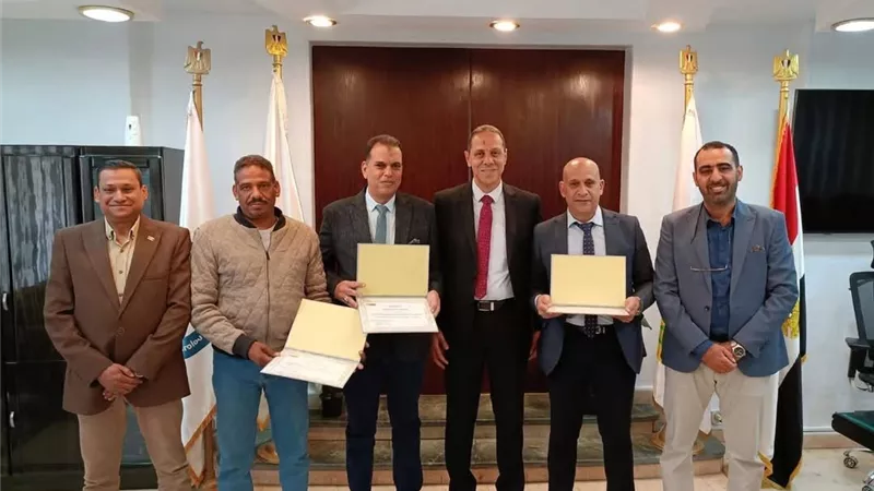 صيانكو تكرم مجموعة مراجعة مشروعات الغاز الطبيعى