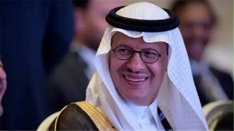 السعودية تطور خطوط أنابيب إضافية لتجاوز مضيق هرمز