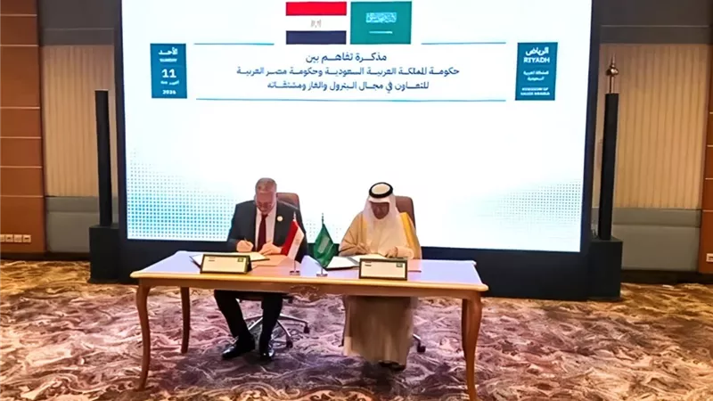 مصر والسعودية توقّعان مذكرة تفاهم استراتيجية لتعزيز التعاون في البترول والغاز