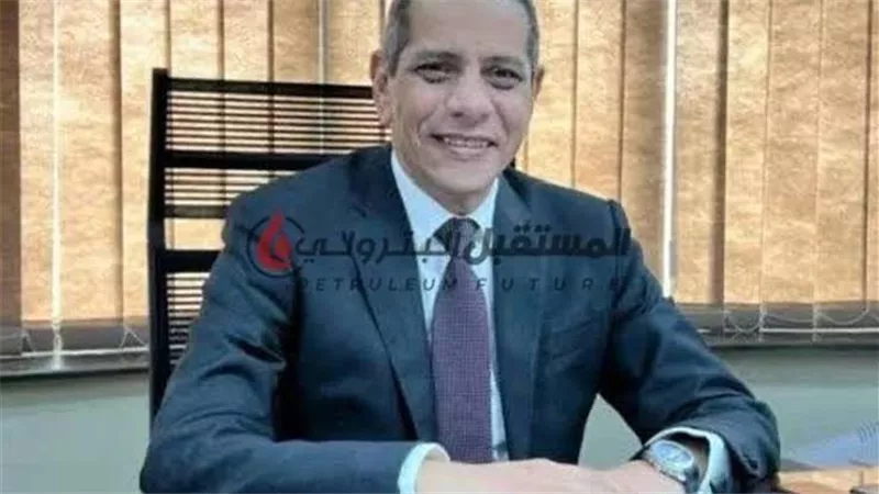 رئيس القابضة للبتروكيماويات علاء عبد الفتاح  ينعي محمد بركات
